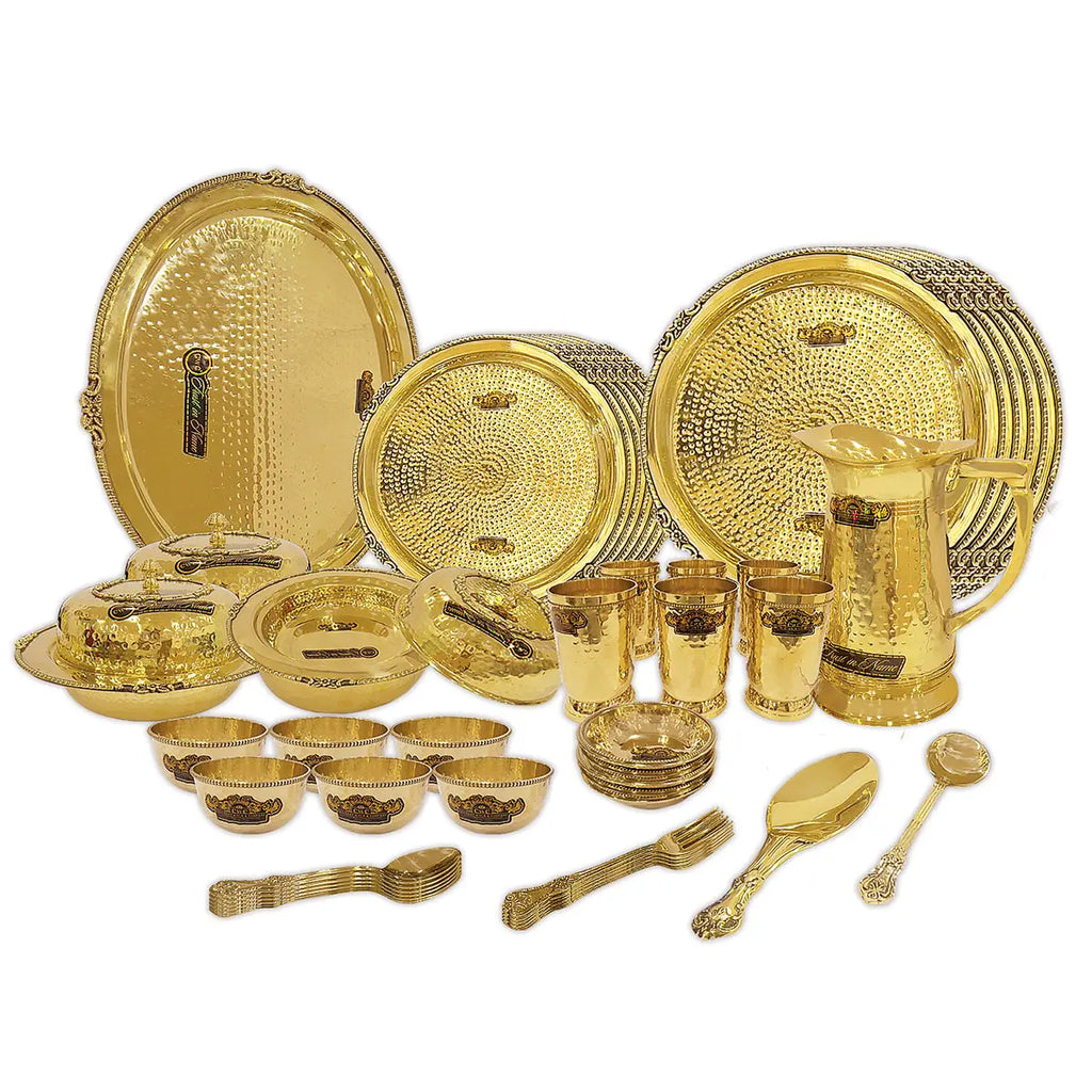 Crockery Wala And Company on X: Crockerywala Presents 🙏Pure Brass Dinner  set 70 pcs. A 💪healthy and traditional way of eating food with several  health benefits. #brass #pure #brassdinnerset #antique #crockerywala  #copper #